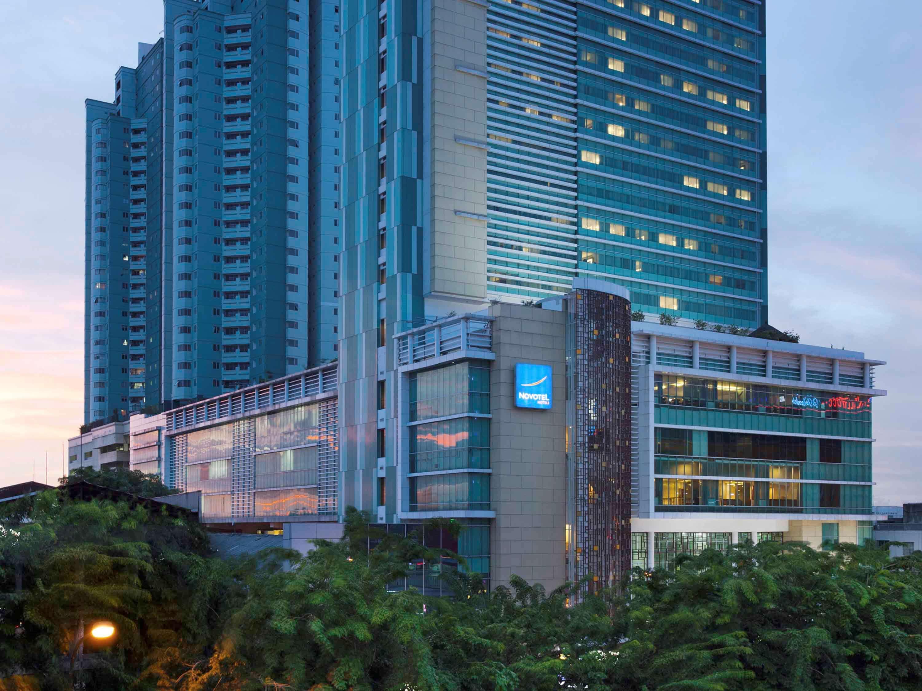 Novotel Jakarta Gajah Mada Εξωτερικό φωτογραφία