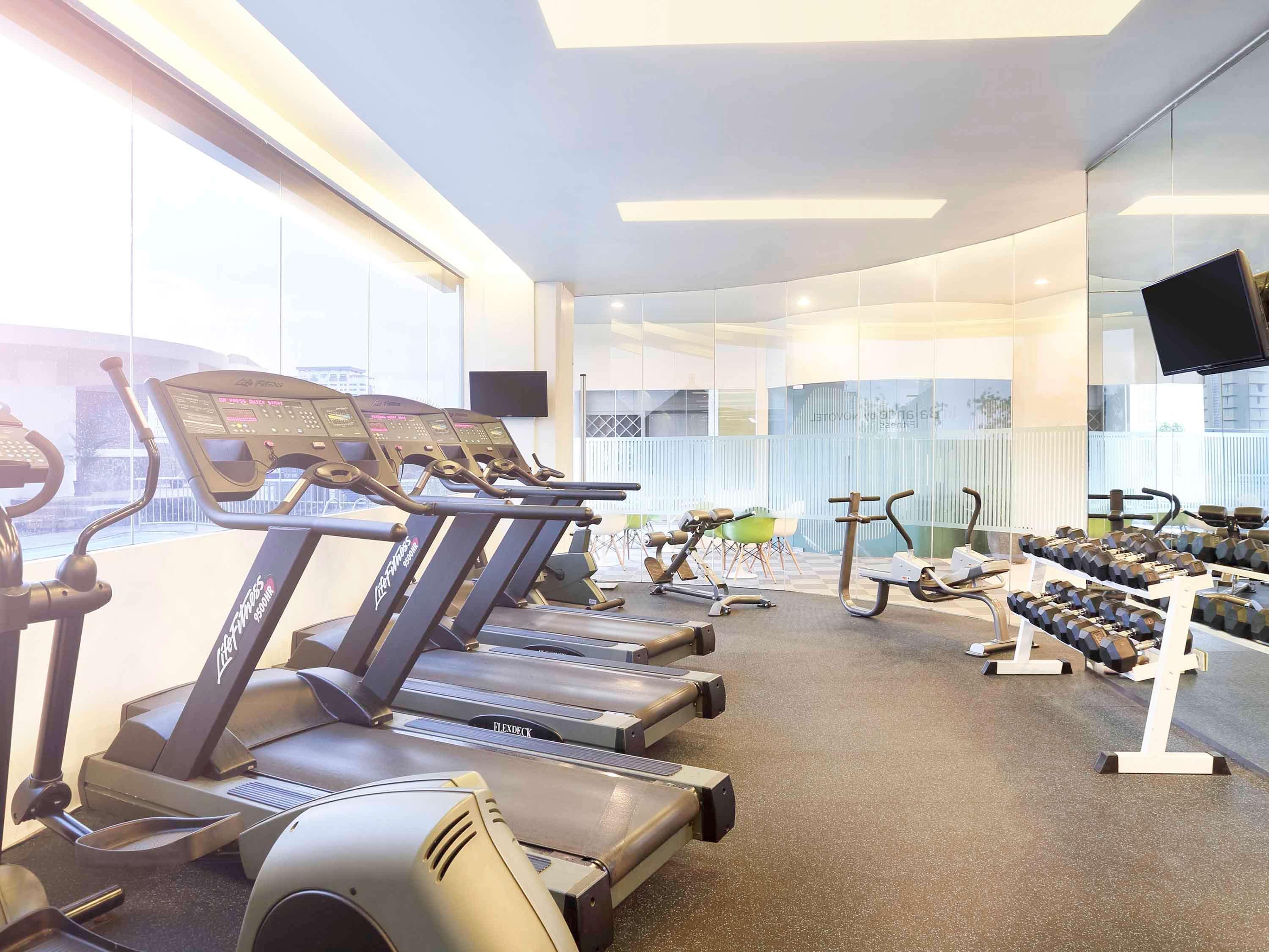 Novotel Jakarta Gajah Mada Εξωτερικό φωτογραφία