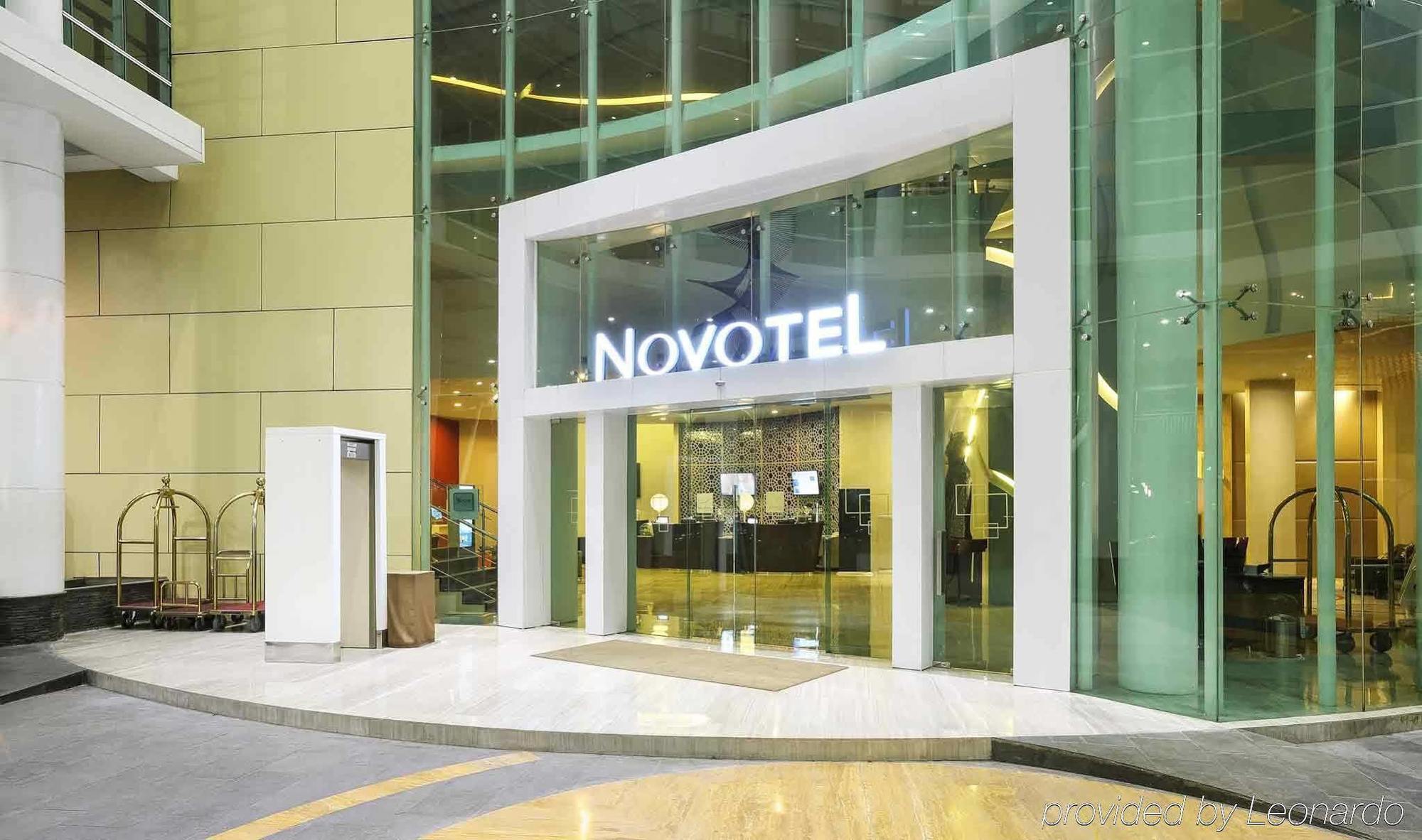 Novotel Jakarta Gajah Mada Εξωτερικό φωτογραφία