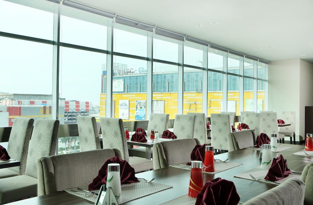 Novotel Jakarta Gajah Mada Εξωτερικό φωτογραφία