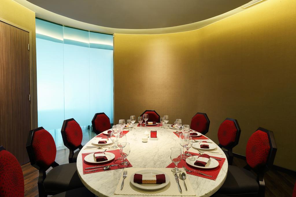 Novotel Jakarta Gajah Mada Εξωτερικό φωτογραφία